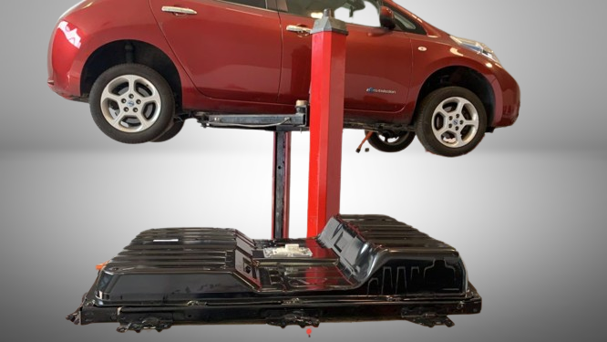 Nissan leaf upgrade to bigger battery sales